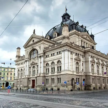 Smart In The Center *